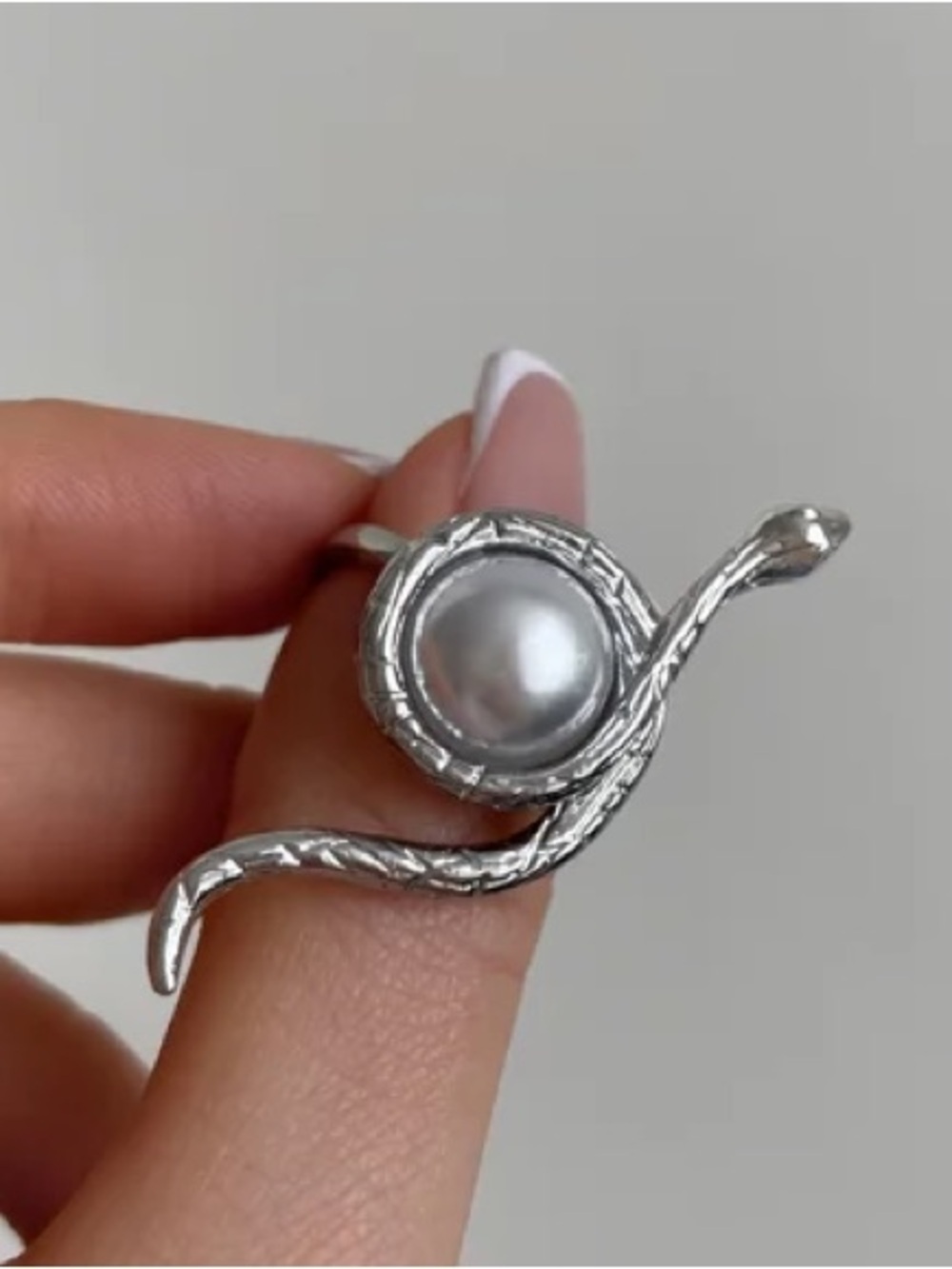 5/$25 Adjustable Snake Pearl Ring